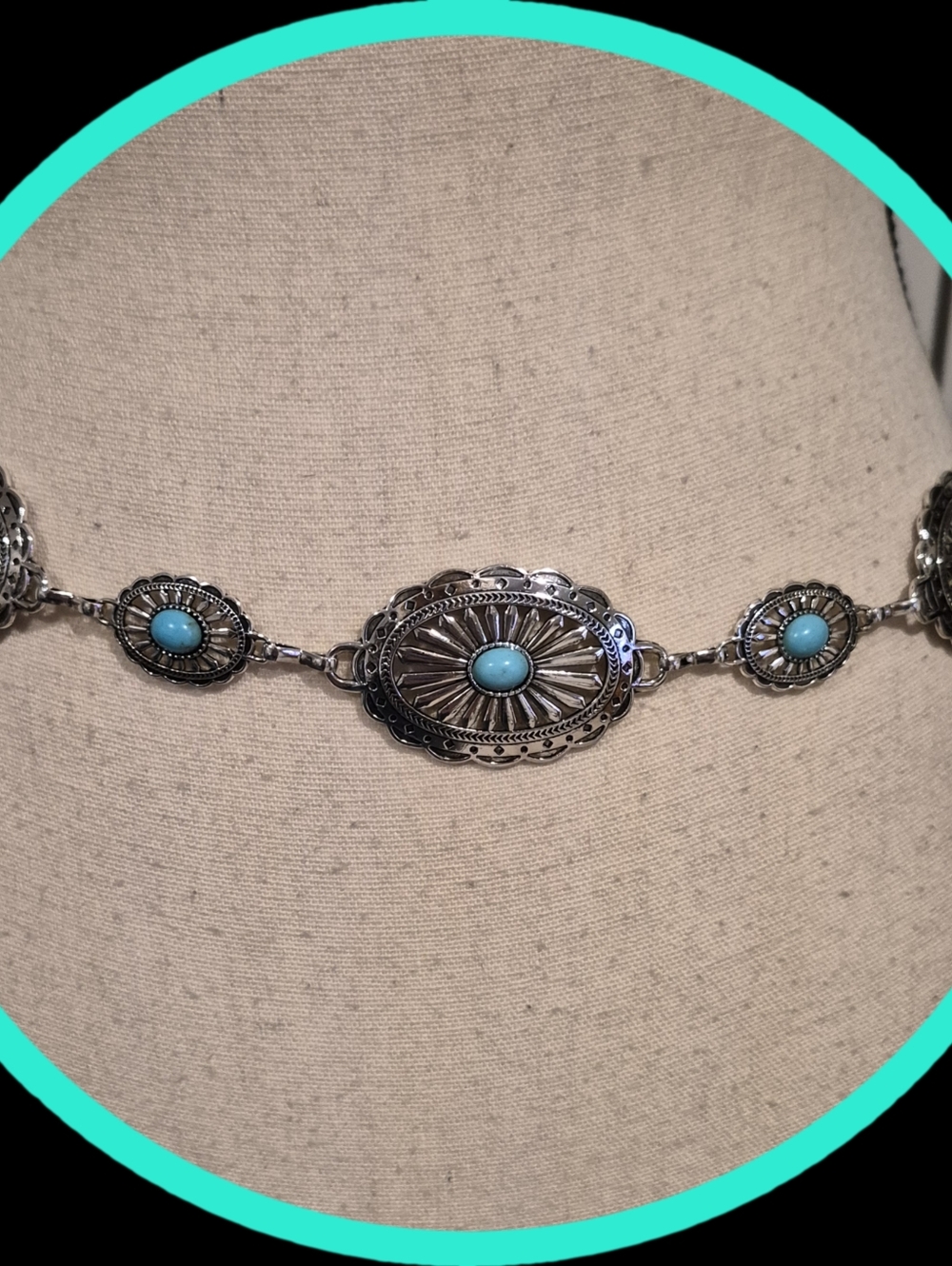 NWOT Silvertone & Faux  Turqoise Metal Medallion Concho Belt w/Adjustable Chain